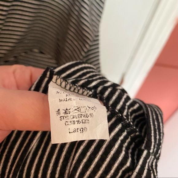 ๐ผ Honey Punch knot cutout dress - Picture 6 of 6